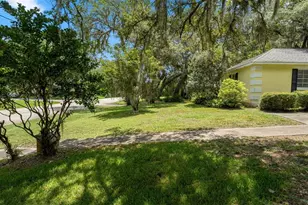1237 Cardinal Ln, Deland, FL 32720 - Photo 86