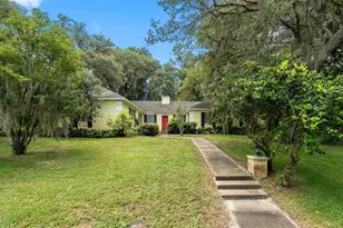 1237 Cardinal Ln, Deland, FL 32720 - Photo 2