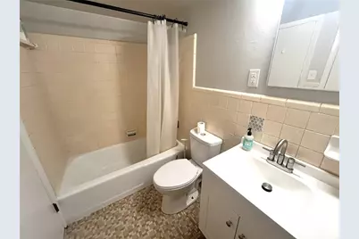 501 NW 15th Avenue #9, Gainesville, FL 32601 - Photo 6