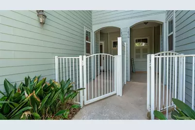 1852 NW 34th Street #24, Gainesville, FL 32605 - Photo 4
