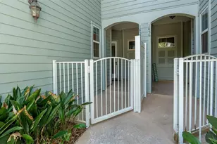1852 NW 34th St, Gainesville, FL 32605 - Photo 4