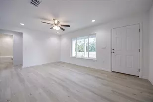691 E Country Club Dr, Williston, FL 32696 - Photo 8