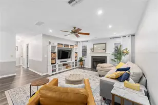 8005 SW 47th Ct, Gainesville, FL 32608 - Photo 2