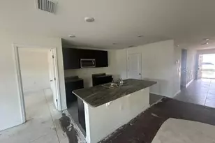 24528 NW 7th Ln, Newberry, FL 32669 - Photo 2