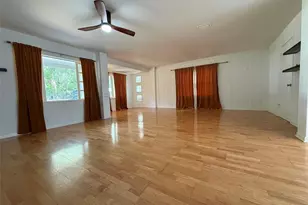 3929 SW 21st St, Gainesville, FL 32608 - Photo 4