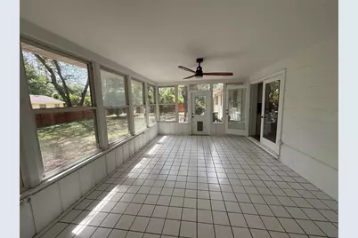 3929 SW 21st Street, Gainesville, FL 32608 - Photo 12
