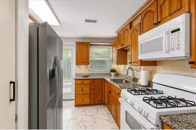 1116 NW 32nd Avenue, Gainesville, FL 32609 - Photo 12