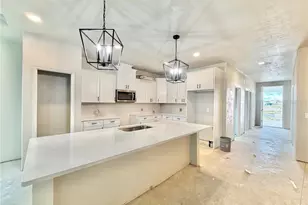 122 SW 212th Dr, Newberry, FL 32669 - Photo 2