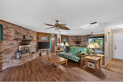 8204 SW 12th Place, Gainesville, FL 32607 - Photo 2