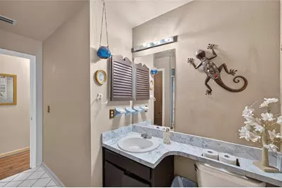 8204 SW 12th Place, Gainesville, FL 32607 - Photo 16