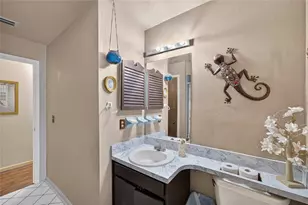 8204 SW 12 Pl, Gainesville, FL 32607 - Photo 16