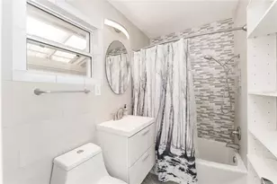 1038 NE 14th Ave, Gainesville, FL 32601 - Photo 22