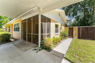 1038 NE 14th Ave, Gainesville, FL 32601 - Photo 12