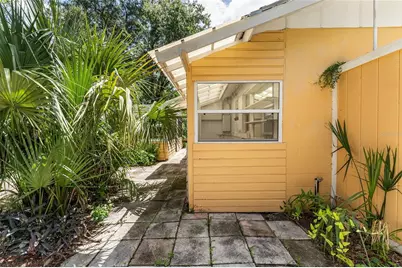 1038 NE 14th Avenue, Gainesville, FL 32601 - Photo 32
