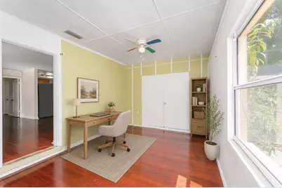 1038 NE 14th Avenue, Gainesville, FL 32601 - Photo 10