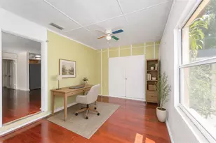 1038 NE 14th Ave, Gainesville, FL 32601 - Photo 10