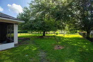 8123 NW 51st Dr, Gainesville, FL 32653 - Photo 4