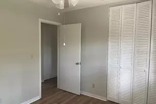 1701 NE 28th St, Gainesville, FL 32609 - Photo 18