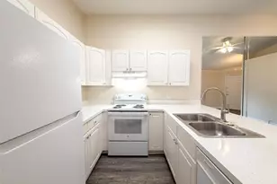 4003 SW 27th St, Gainesville, FL 32608 - Photo 12
