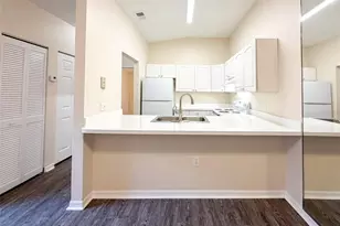 4003 SW 27th St, Gainesville, FL 32608 - Photo 8