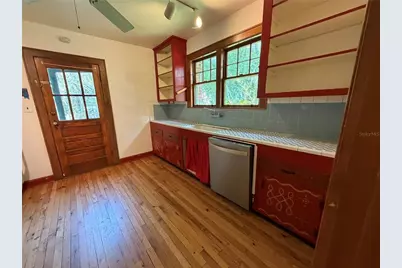 1740 NW 7th Avenue, Gainesville, FL 32603 - Photo 10