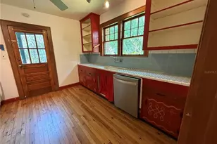 1740 NW 7th Ave, Gainesville, FL 32603 - Photo 10
