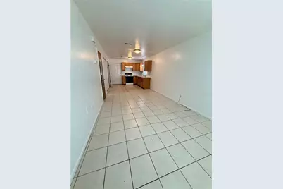 2614 SW 31st Place #B, Gainesville, FL 32608 - Photo 2