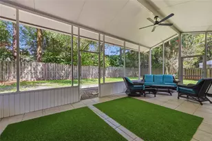 2015 NW 89 Dr, Gainesville, FL 32606 - Photo 32