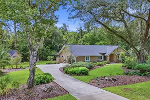 1219 SW 101st St, Gainesville, FL 32607 - Photo 2
