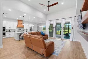 18711 NW 138th Ave, Alachua, FL 32615 - Photo 6