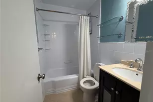 701 SW 28 St, Gainesville, FL 32607 - Photo 4