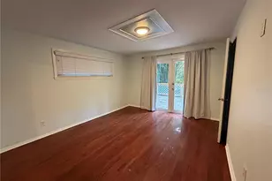 701 SW 28 St, Gainesville, FL 32607 - Photo 10