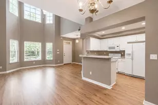 4946 NW 1st Pl, Gainesville, FL 32607 - Photo 4