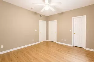4946 NW 1st Pl, Gainesville, FL 32607 - Photo 14