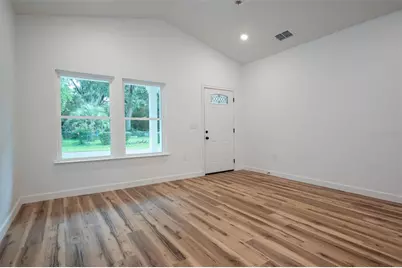 2402 NE 70th Street, Gainesville, FL 32609 - Photo 6