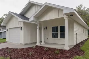 2402 NE 70 St, Gainesville, FL 32609 - Photo 2