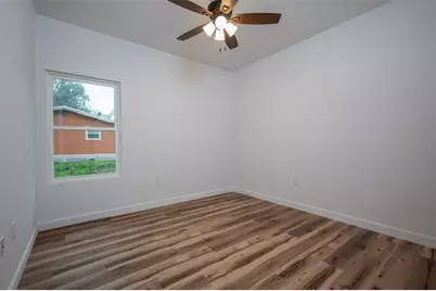 2402 NE 70th Street, Gainesville, FL 32609 - Photo 18