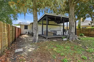 619 NW 7th Ave, Gainesville, FL 32601 - Photo 26