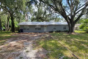 26424 SW 1st Ave, Newberry, FL 32669 - Photo 2
