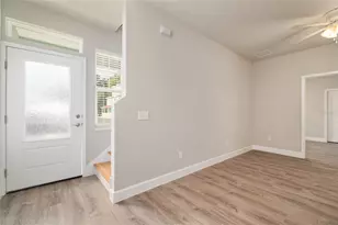 622 NW 3rd Ave, Gainesville, FL 32601 - Photo 6