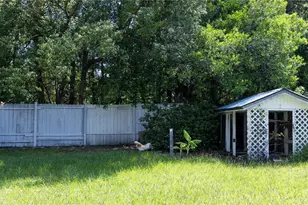 298 N Court St, Bronson, FL 32621 - Photo 18