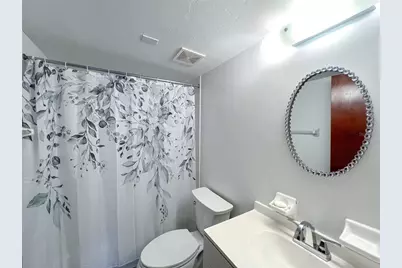 2360 SW Archer Road #206, Gainesville, FL 32608 - Photo 12