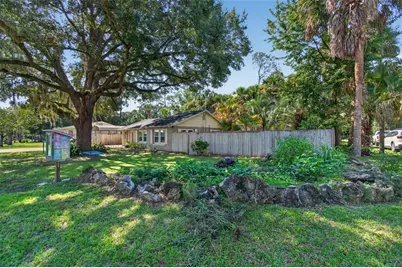 715 NW 22nd Avenue, Gainesville, FL 32609 - Photo 10