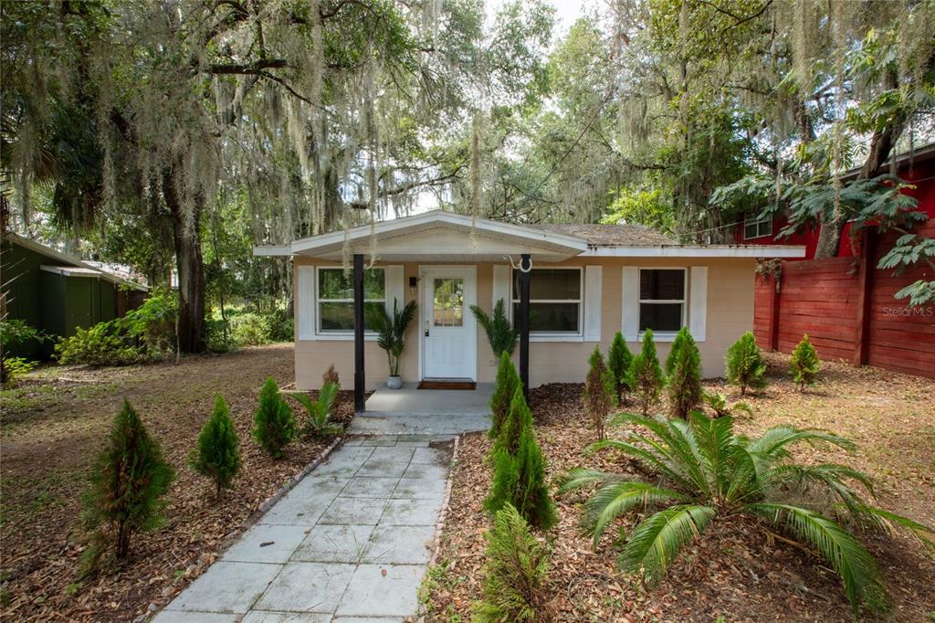 111 2nd St - 111 2nd St, Melrose, FL 32666 Luxury Property | Jose Angel Pina