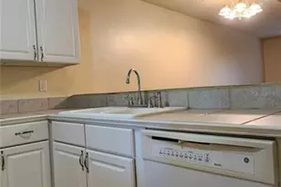 85 SE 16th Ave, Gainesville, FL 32601 - Photo 4