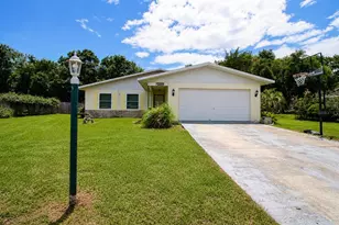 742 Bahia Cir, Ocala, FL 34472 - Photo 2