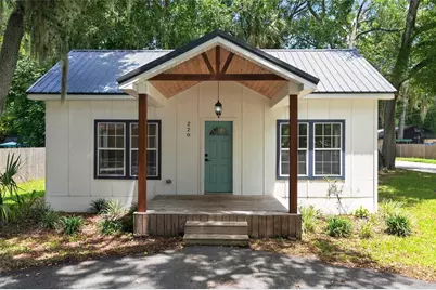 220 NE 1st Avenue, Williston, FL 32696 - Photo 1
