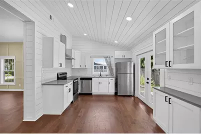 220 NE 1st Avenue, Williston, FL 32696 - Photo 10
