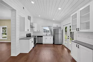 220 NE 1st Ave, Williston, FL 32696 - Photo 10