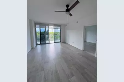 16385 Biscayne Boulevard #305, North Miami Beach, FL 33160 - Photo 18